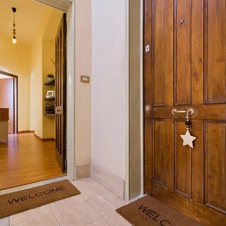 Alice House Al Vaticano Ferienhaus *